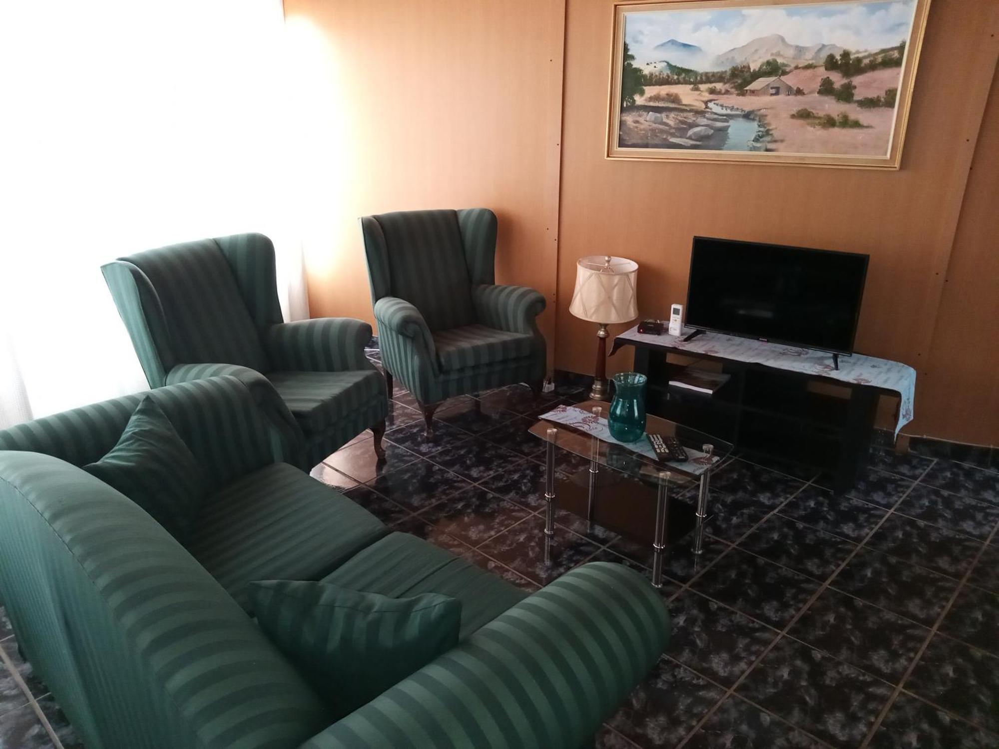 Sunrose Group Of Guesthouses ハリップダム エクステリア 写真