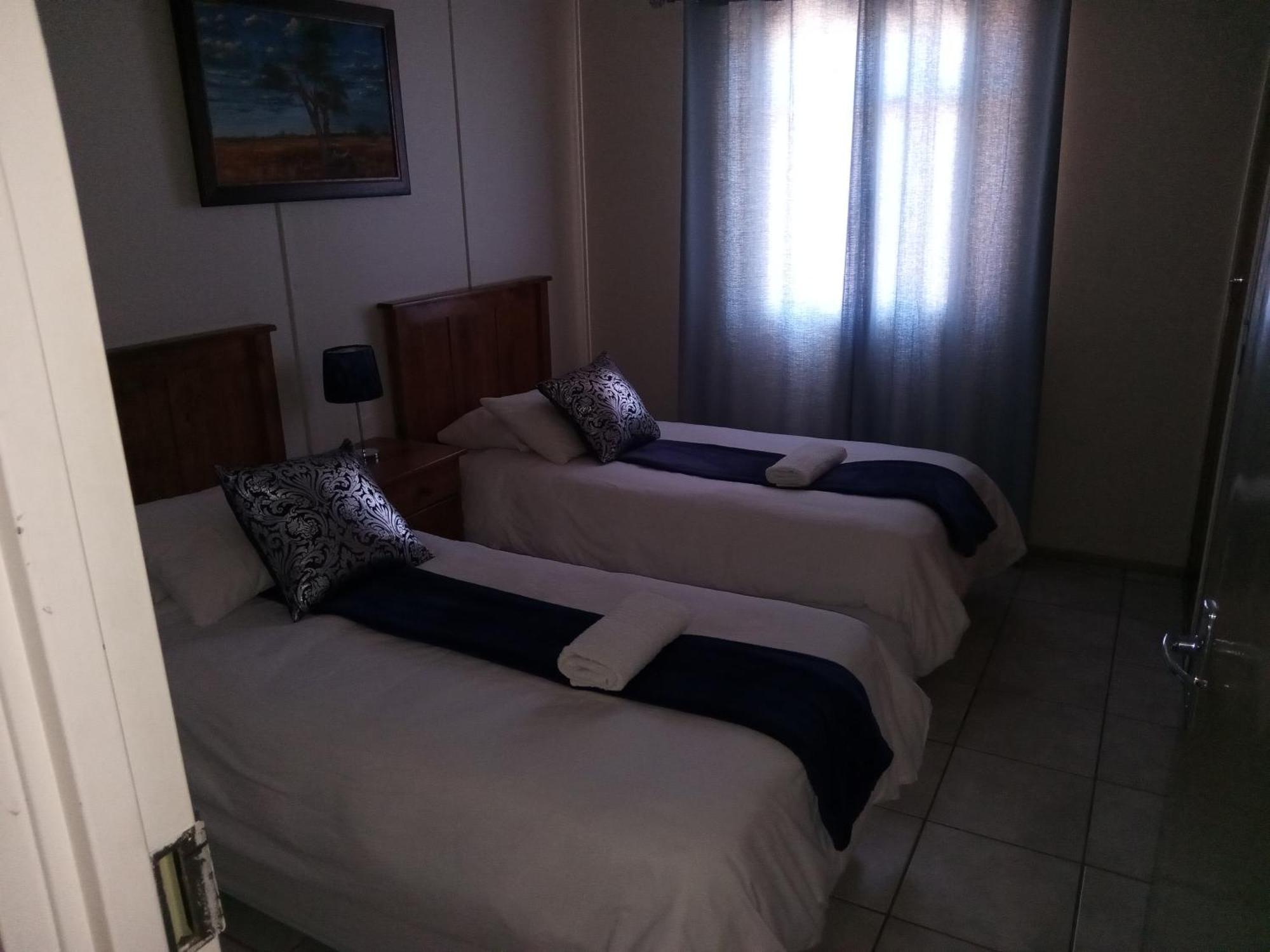 Sunrose Group Of Guesthouses ハリップダム エクステリア 写真