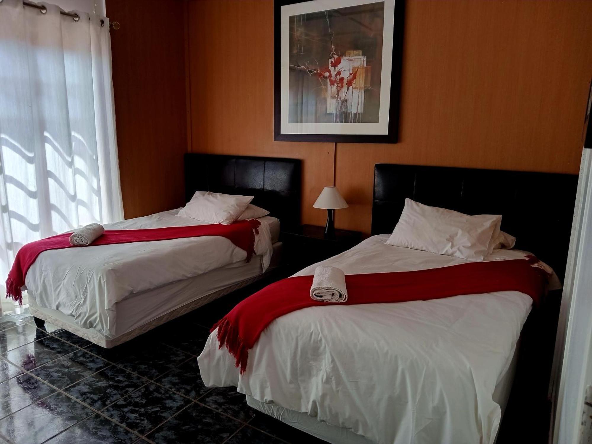 Sunrose Group Of Guesthouses ハリップダム エクステリア 写真