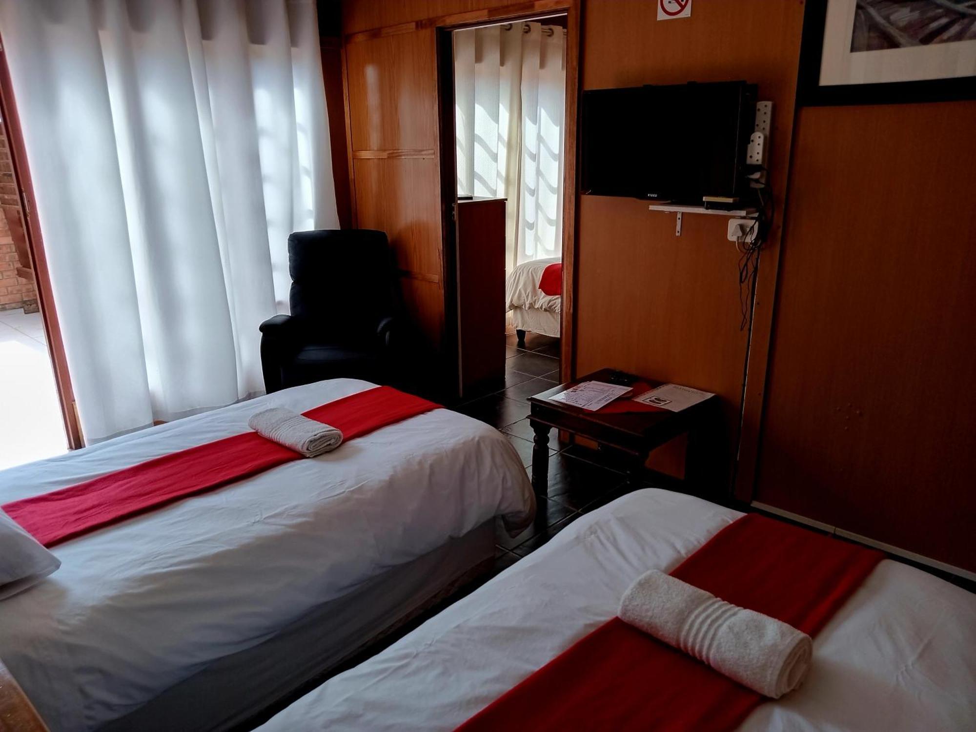 Sunrose Group Of Guesthouses ハリップダム エクステリア 写真