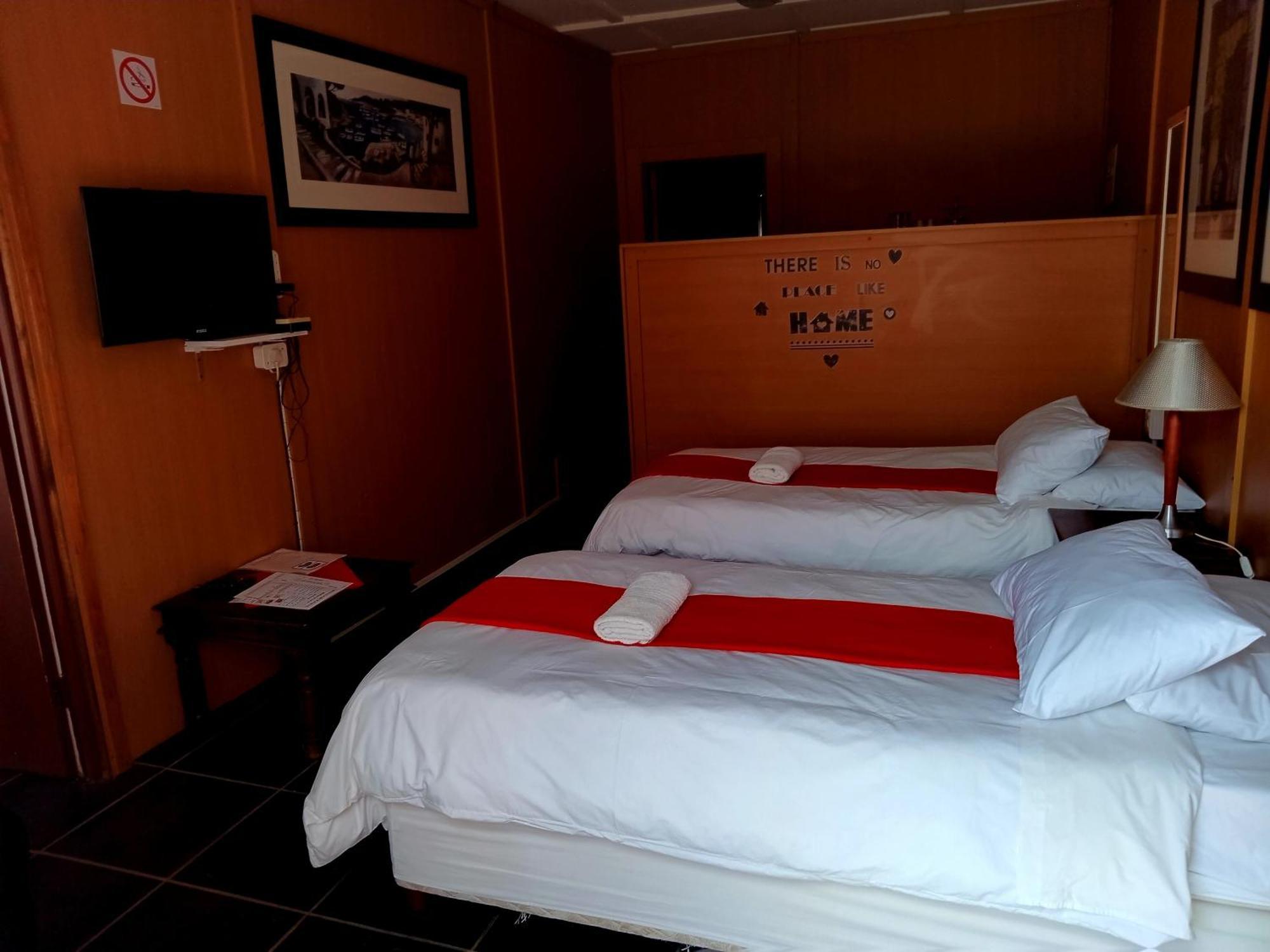 Sunrose Group Of Guesthouses ハリップダム エクステリア 写真
