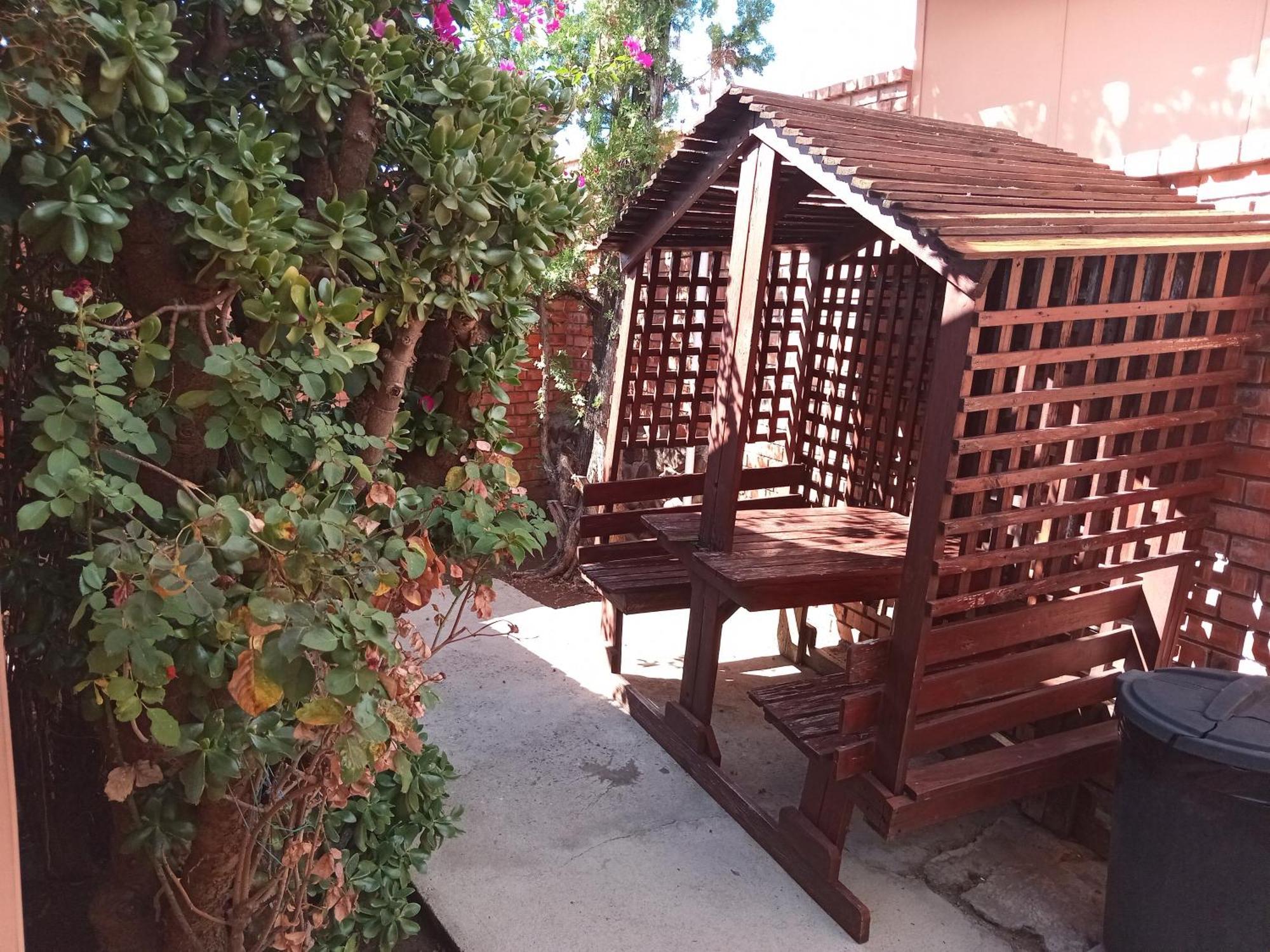 Sunrose Group Of Guesthouses ハリップダム エクステリア 写真